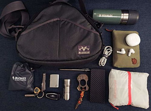 她們眼中的奇怪玩意，老少年們的心頭好